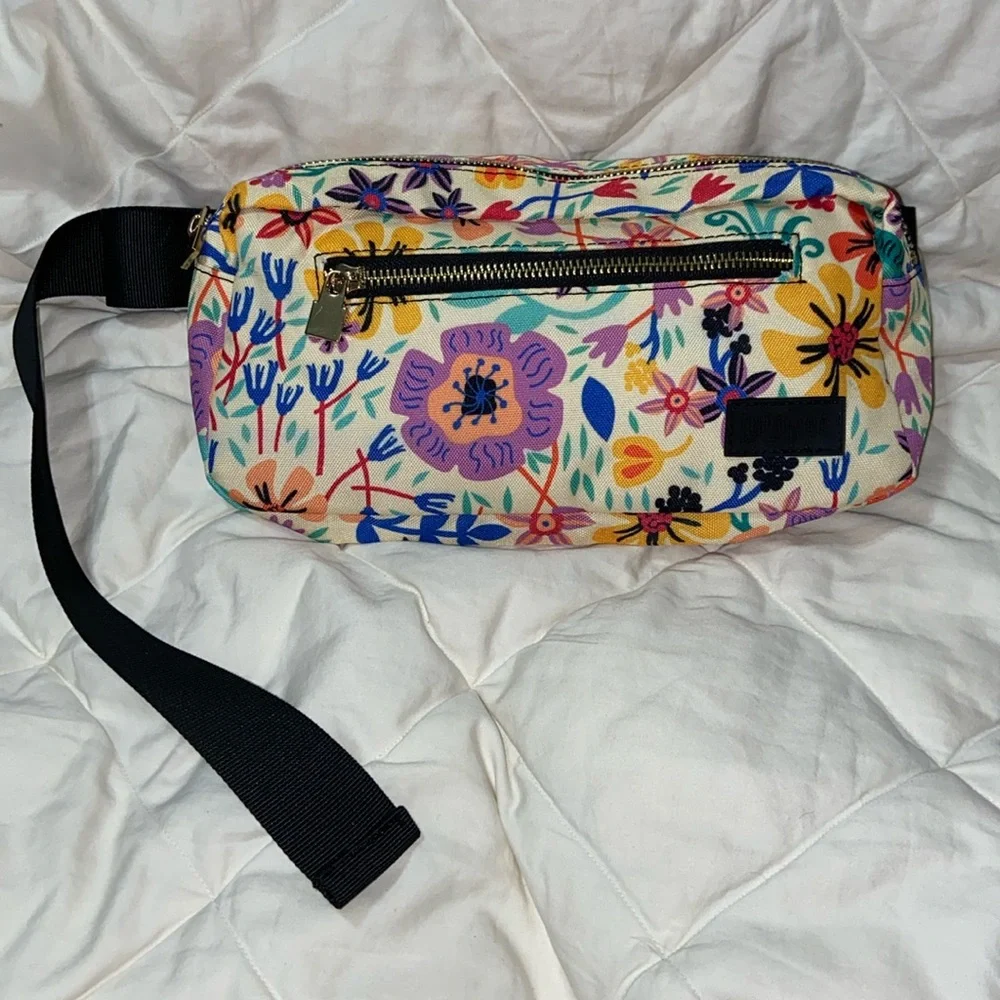 Nwot LulaRoe Floral Fanny Pack belt bag - Picture 1 of 12